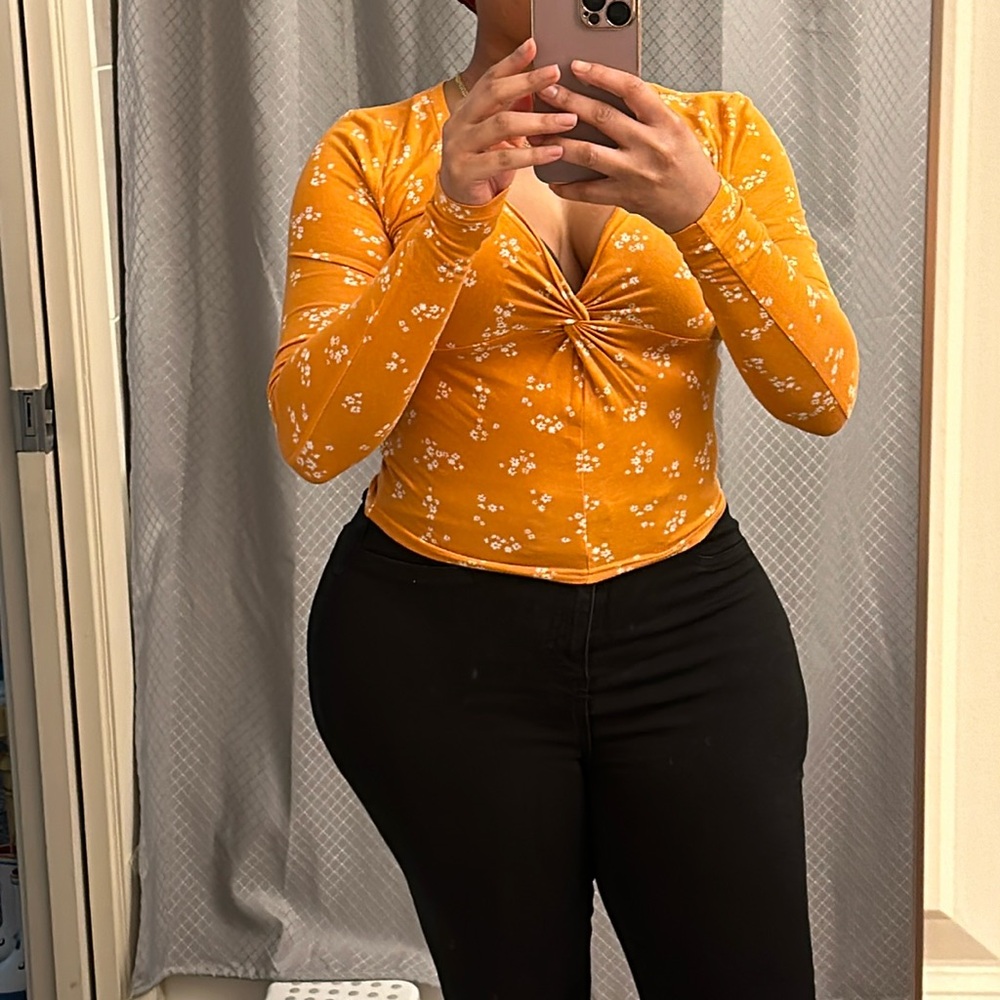 Me to We long sleeve blouse